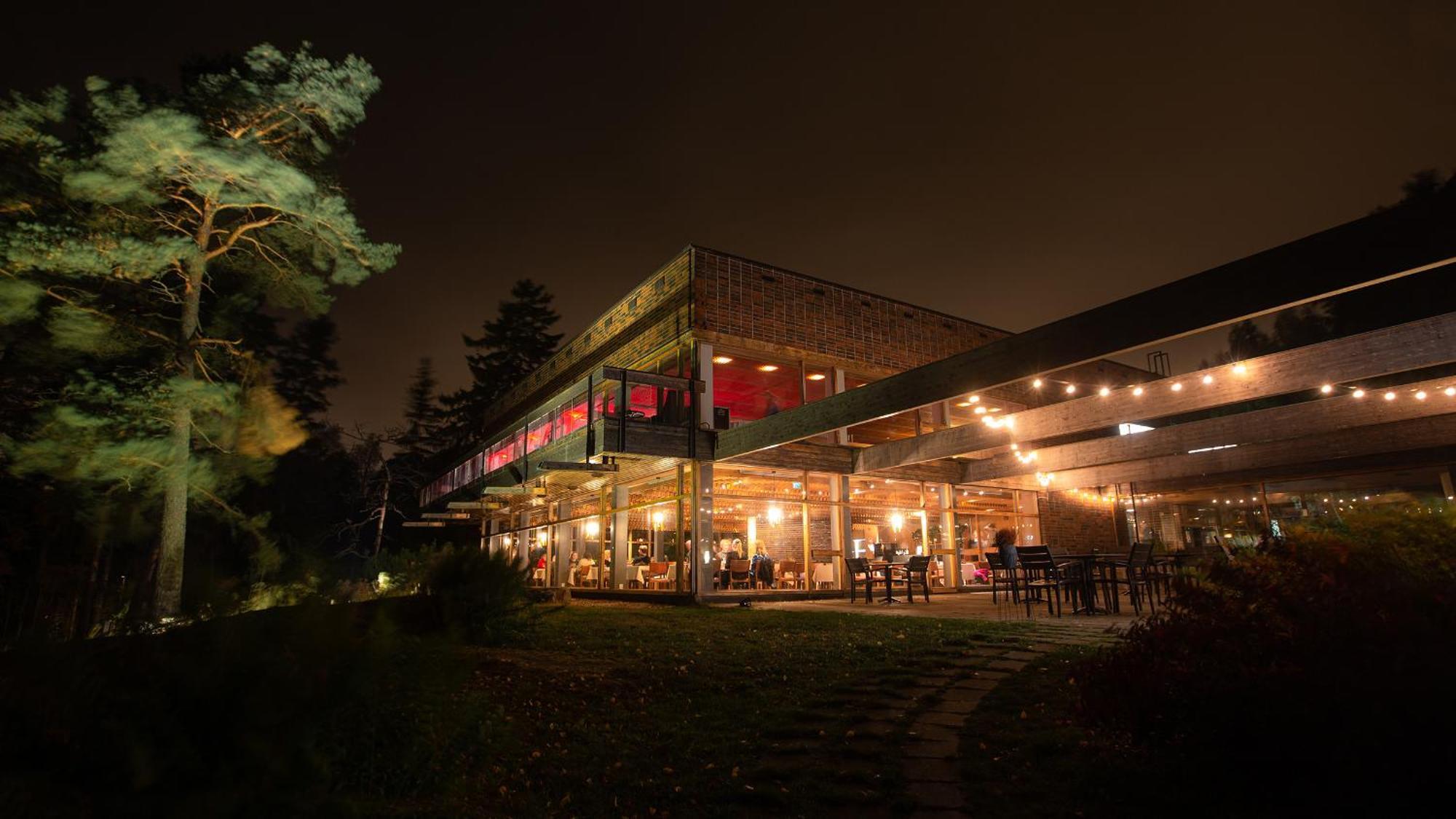 Rantapuisto 4* Helsinki
