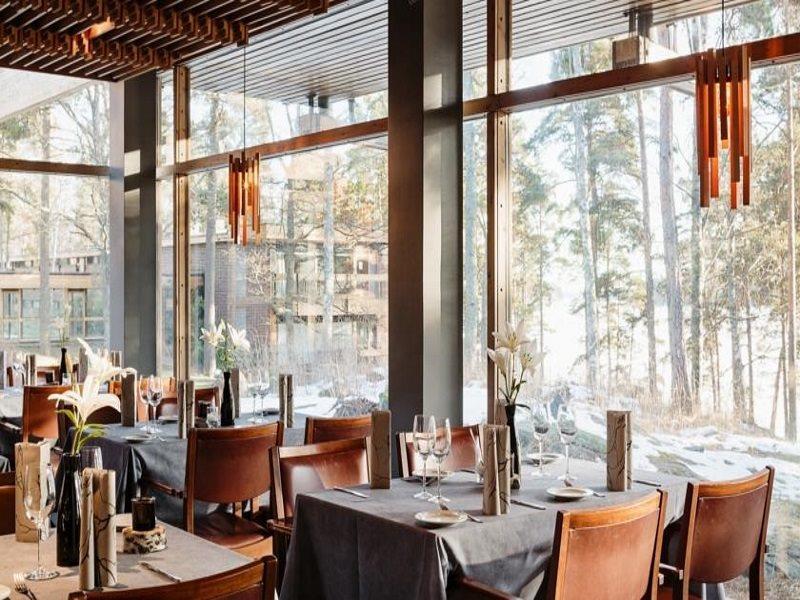 Rantapuisto 4* Helsinki